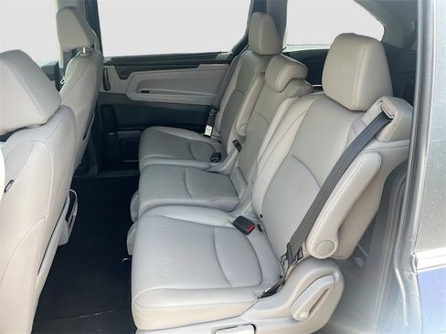 Used 2023 Honda Odyssey EX-L image 23