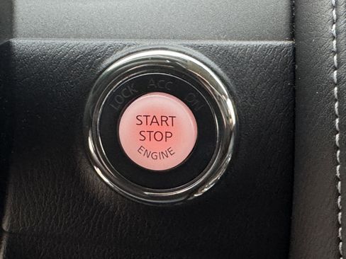 Used 2020 Nissan Armada SL w/ Premium Package image 22