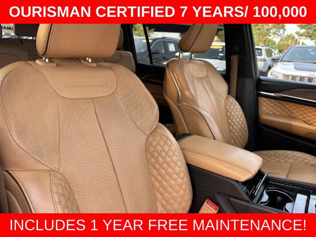 Used 2023 Jeep Grand Cherokee L Summit w/ Advanced Protech Group IV AWD/4WD image 12