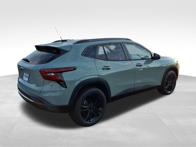New 2026 Chevrolet Trax ACTIV w/ Sunroof Package FWD image 3