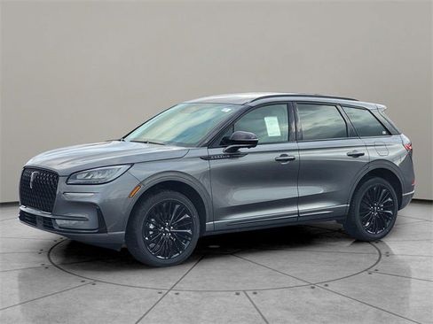 New 2026 Lincoln Corsair Premiere image 3