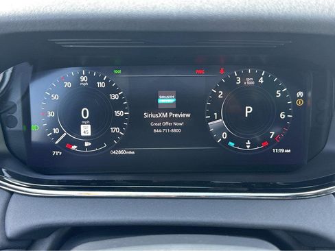 Used 2021 Land Rover Range Rover Evoque R-Dynamic SE image 21