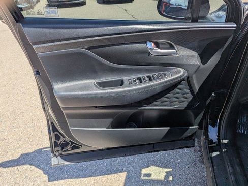Used 2019 Hyundai Santa Fe SE AWD/4WD image 10