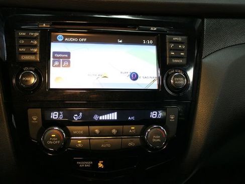 Used 2016 Nissan Rogue SL AWD/4WD image 27