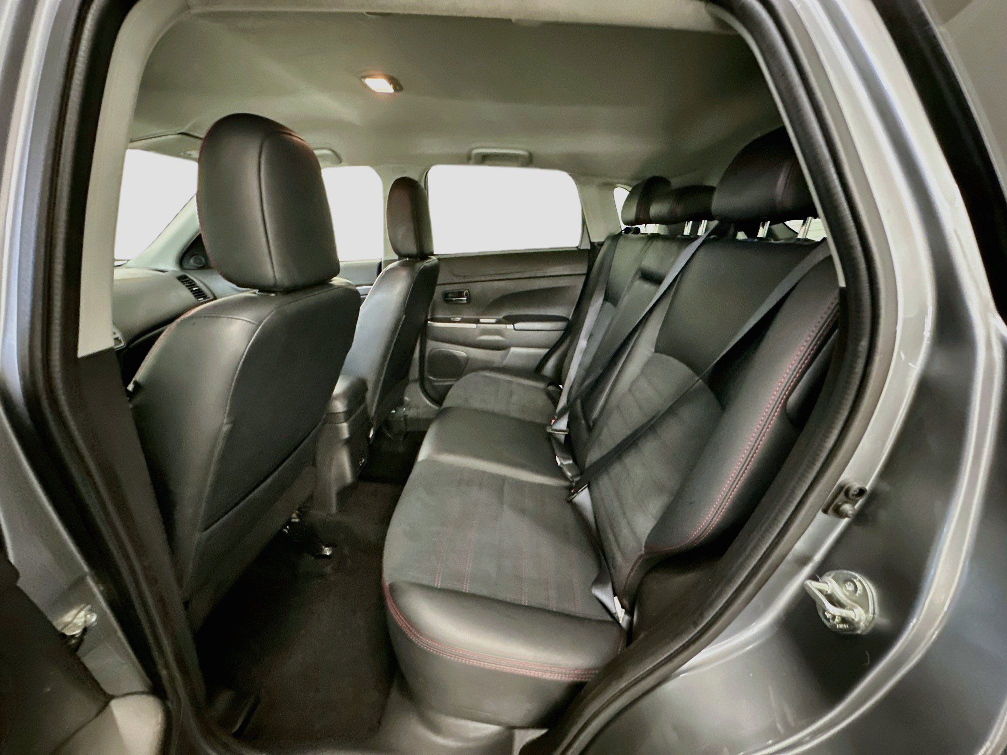 Used 2024 Mitsubishi Outlander Sport AWD image 28