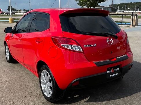 Used 2012 MAZDA MAZDA2 Touring FWD image 5