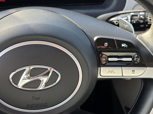 Used 2024 Hyundai Tucson Limited image 17