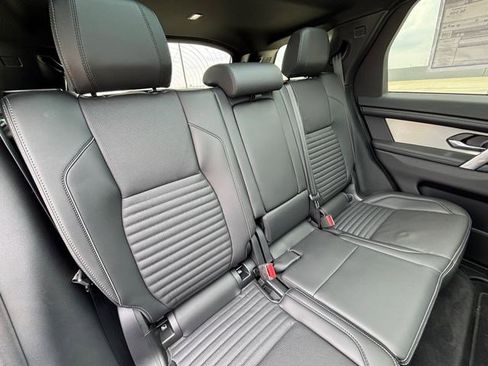 New 2025 Land Rover Discovery Sport Dynamic SE image 20