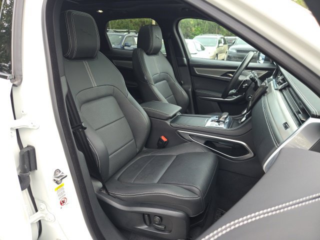 Used 2026 Jaguar F-PACE R-Dynamic S AWD/4WD image 12