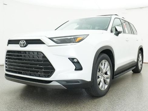 New 2026 Toyota Grand Highlander Limited image 22