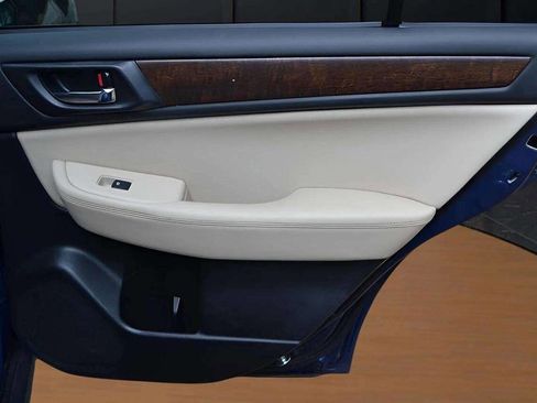 Used 2017 Subaru Outback 2.5i Limited image 31