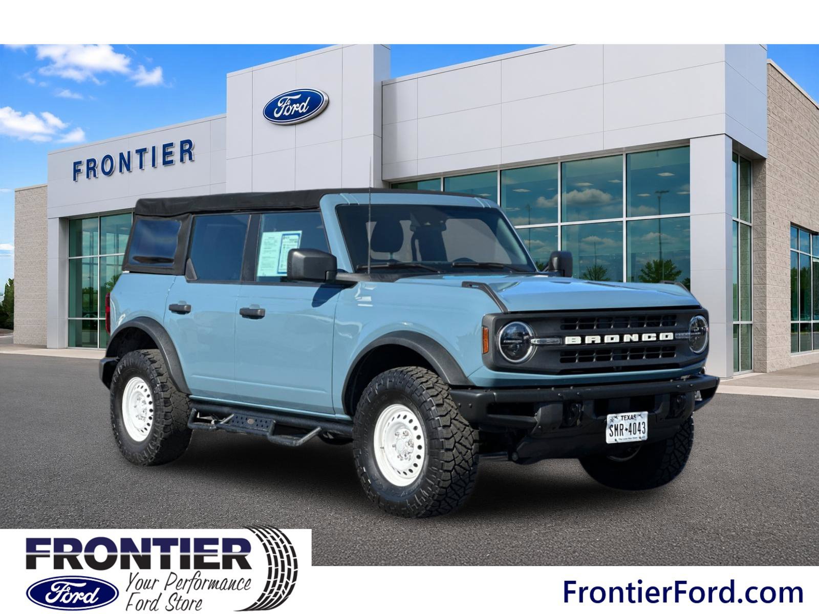 Used 2022 Ford Bronco 4-Door AWD/4WD image 3