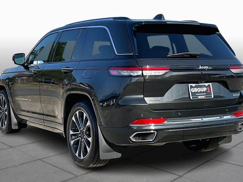 Used 2023 Jeep Grand Cherokee Overland image 12