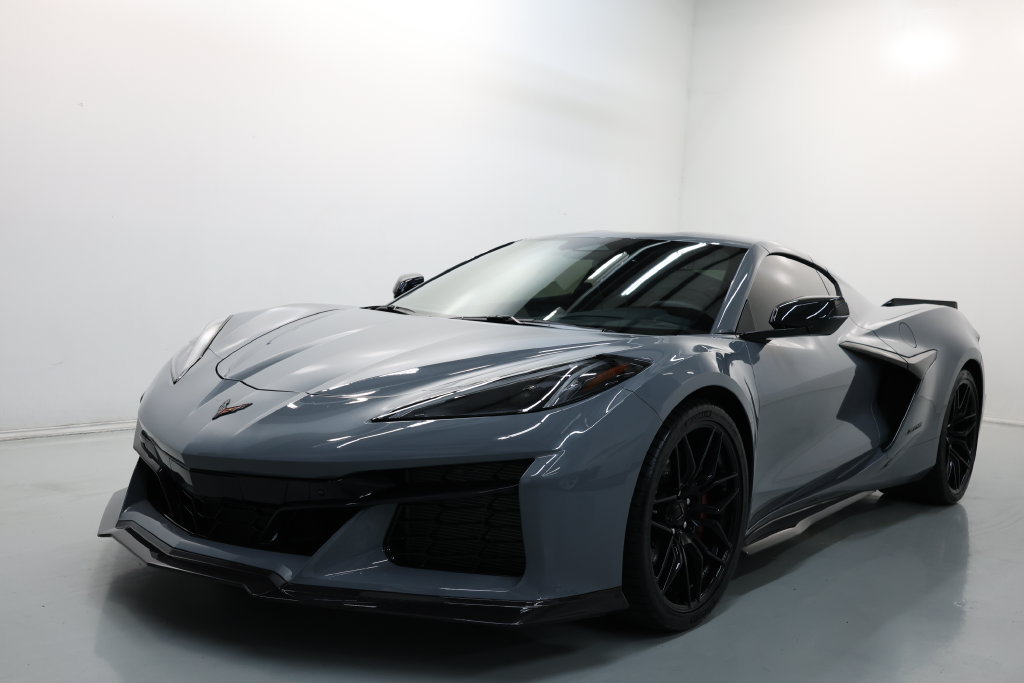 Used 2024 Chevrolet Corvette Z06 w/ Stealth Interior Trim Package RWD image 67