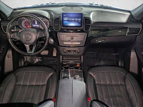 Used 2019 Mercedes-Benz GLE 400 4MATIC image 17