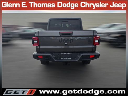 New 2025 Jeep Gladiator Willys image 5