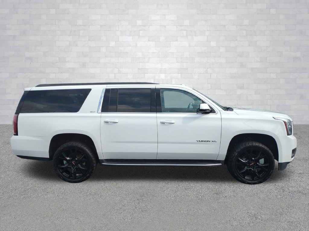 Used 2020 GMC Yukon XL SLT AWD/4WD image 3