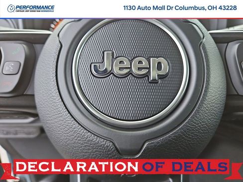 New 2026 Jeep Gladiator Rubicon w/ Steel Bumper Group image 19