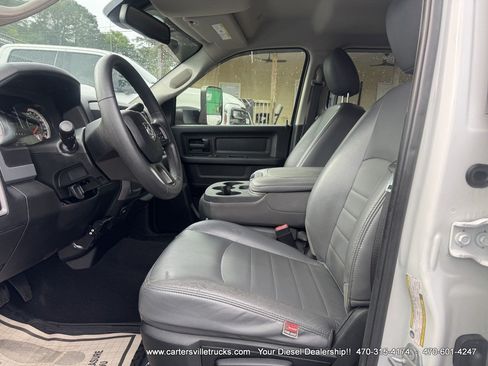 Used 2018 RAM 2500 Tradesman w/ Chrome Appearance Group AWD/4WD image 18