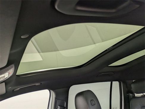 Used 2023 Mercedes-Benz EQB 300 4MATIC image 24