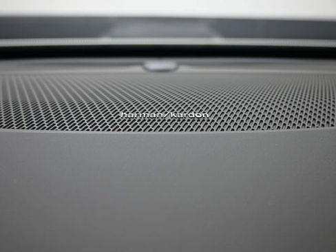 New 2026 Volvo XC90 B6 Plus image 31