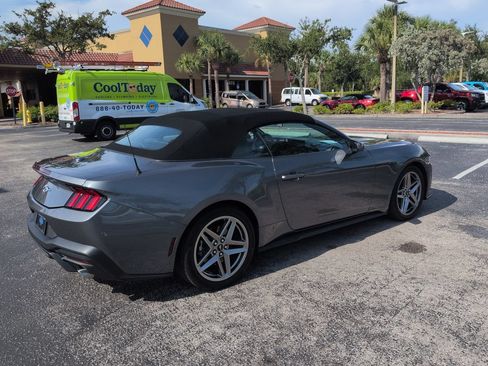 Certified 2024 Ford Mustang Convertible RWD image 3