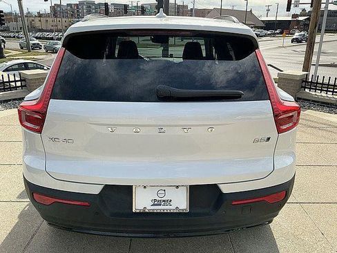 New 2026 Volvo XC40 B5 Plus w/ Protection Package Premier AWD/4WD image 9