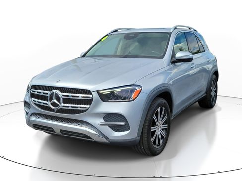 Used 2024 Mercedes-Benz GLE 350 4MATIC image 3