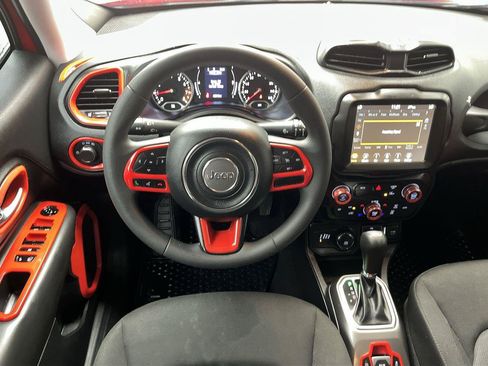 Used 2022 Jeep Renegade Sport w/ Sport Appearance Group AWD/4WD image 11