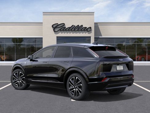 New 2026 Cadillac Optiq Sport 1 w/ LPO, Floor Liner Package AWD/4WD image 3