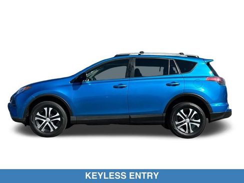 Used 2016 Toyota RAV4 LE FWD image 9