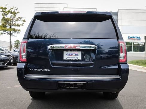 Used 2018 GMC Yukon XL Denali w/ Open Road Package AWD/4WD image 10