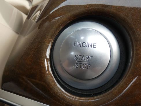 Used 2014 Mercedes-Benz S 550 Sedan image 74