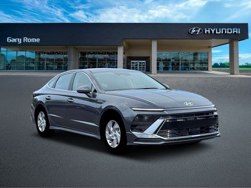 New 2026 Hyundai Sonata SE FWD image 10
