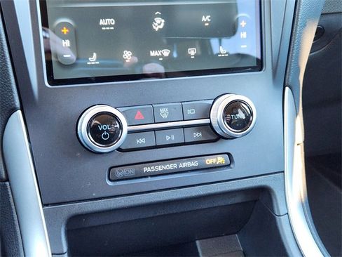 Used 2021 Ford Edge SEL w/ Convenience Package image 19