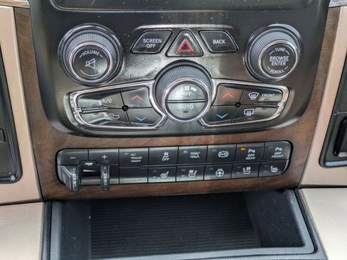 Used 2017 RAM 3500 Laramie Longhorn image 23