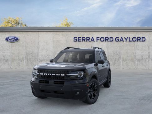 New 2025 Ford Bronco Sport Outer Banks w/ Outer Banks Tech Package+ AWD/4WD image 2