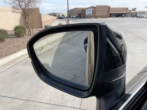 Used 2023 INFINITI QX60 Luxe w/ Cargo Package image 10