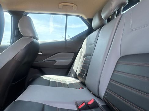 Used 2024 Nissan Kicks SR w/ SR Premium Package FWD image 38