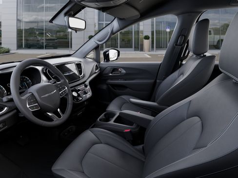 New 2026 Chrysler Voyager LX image 22