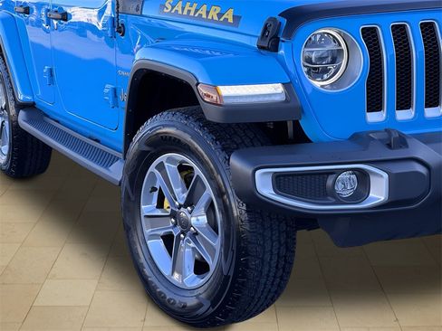 Used 2021 Jeep Wrangler Unlimited Sahara image 46