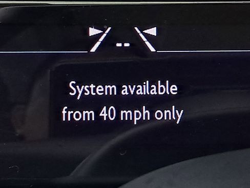 Used 2011 Rolls-Royce Ghost image 12