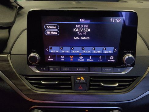 Used 2023 Nissan Altima 2.5 SV FWD image 25