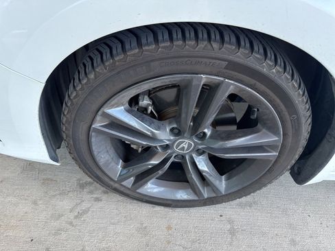 Used 2023 Acura Integra A-Spec image 2