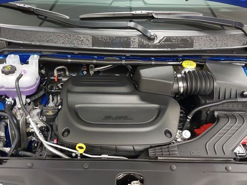 New 2026 Chrysler Pacifica Select image 30