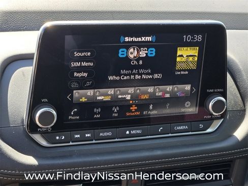 Used 2025 Nissan Rogue SV image 18