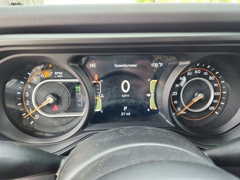 New 2025 Jeep Wrangler Unlimited Rubicon 392 image 15