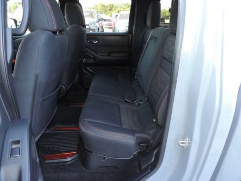 Used 2022 Nissan Frontier Pro-X RWD image 22