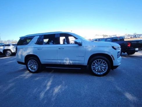 Certified 2025 Chevrolet Tahoe Premier image 6