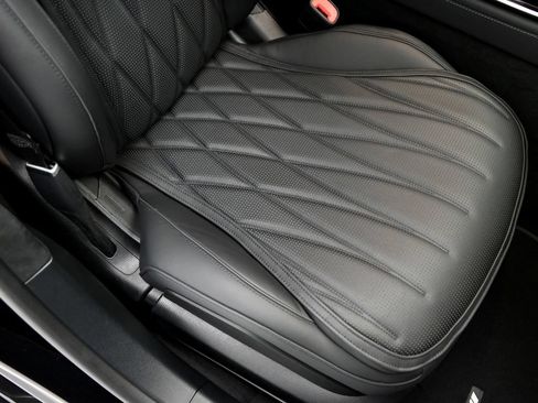 Used 2025 Mercedes-Benz S 63 AMG S w/ AMG Night Package image 16